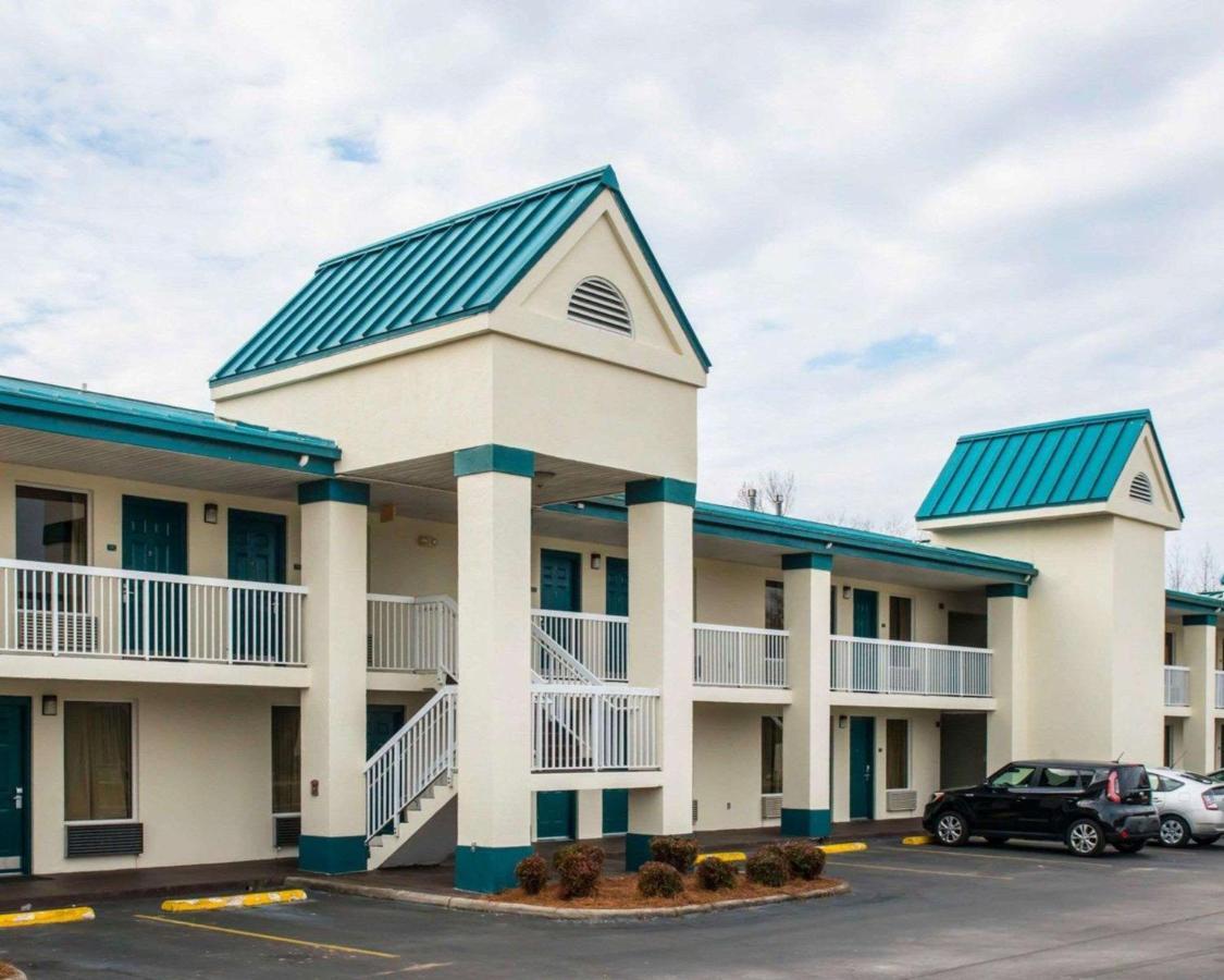 Quality Inn Chipley I-10 At Exit 120 Екстер'єр фото